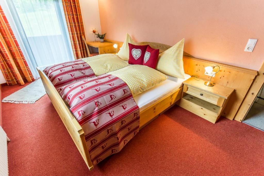 Appartement Sonnenglück by MoniCare Leutasch Extérieur photo